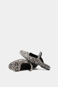 Ballerina de piel con straps estilo palacio de hierro