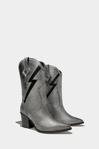 botas plateadas estilo taylor swif
