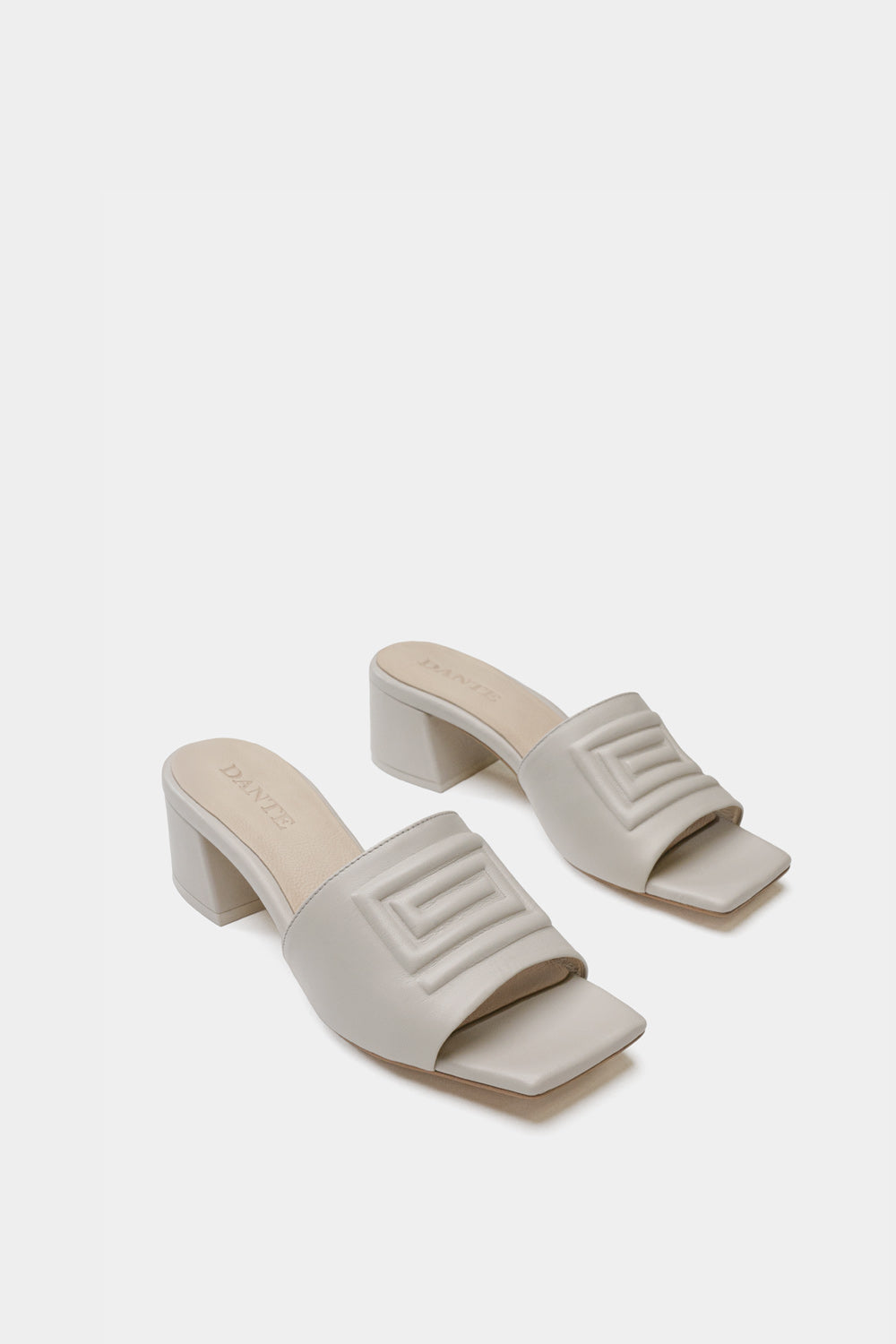 sandalias de piel estilo versace