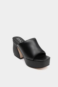sandalia negra estilo europeo