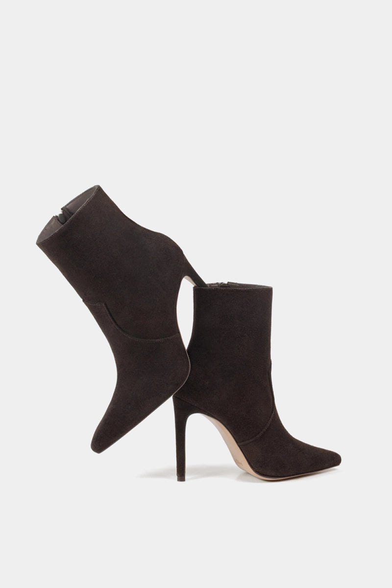 Stiletto boot café para mujer, botín ceñido al pulso del tobillo, punta delgada y acabado aterciopelado