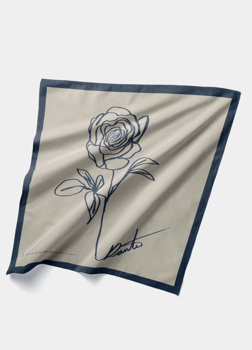 mascada de diseñador tipo seda 