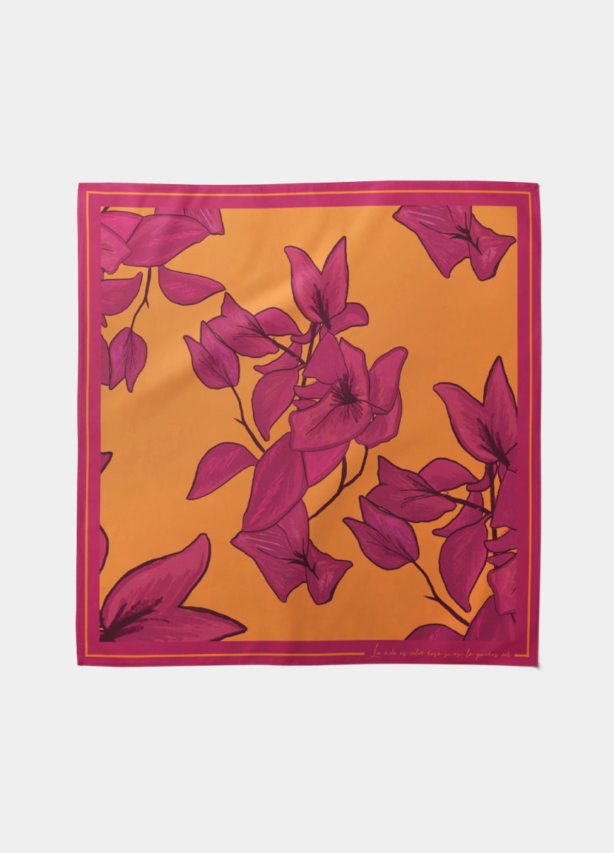 mascada de flores de bugambilia color violeta y naranja estilo hermes