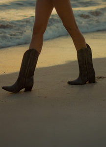 botas de mezclilla y piel de diseñador estilo thoro